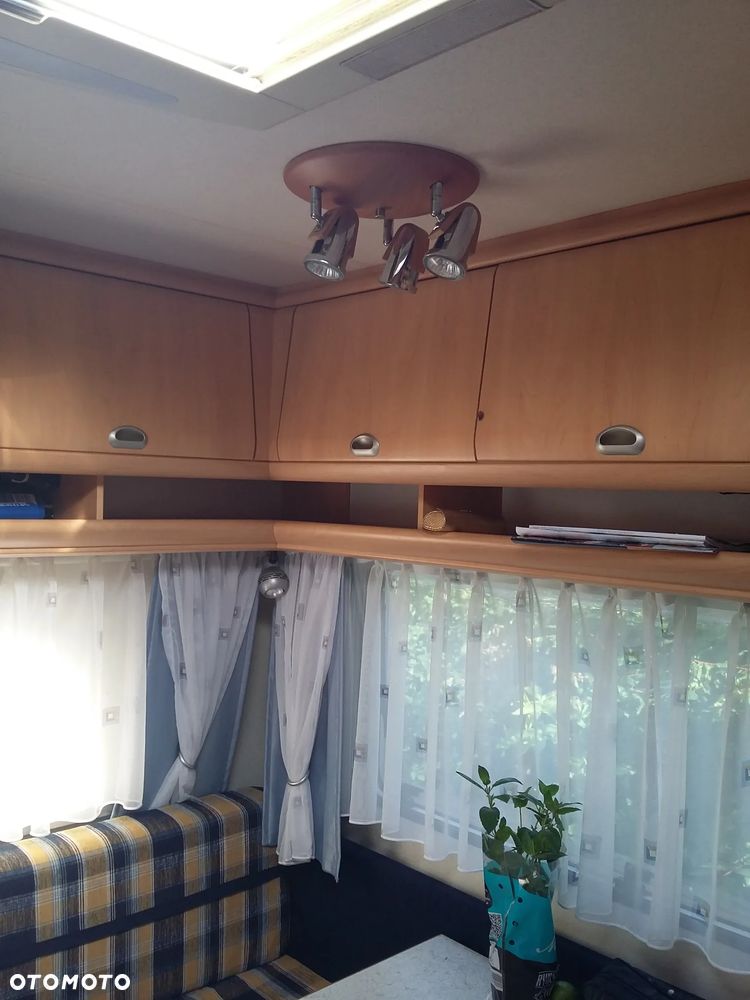 Hobby De Luxe 440 - 26