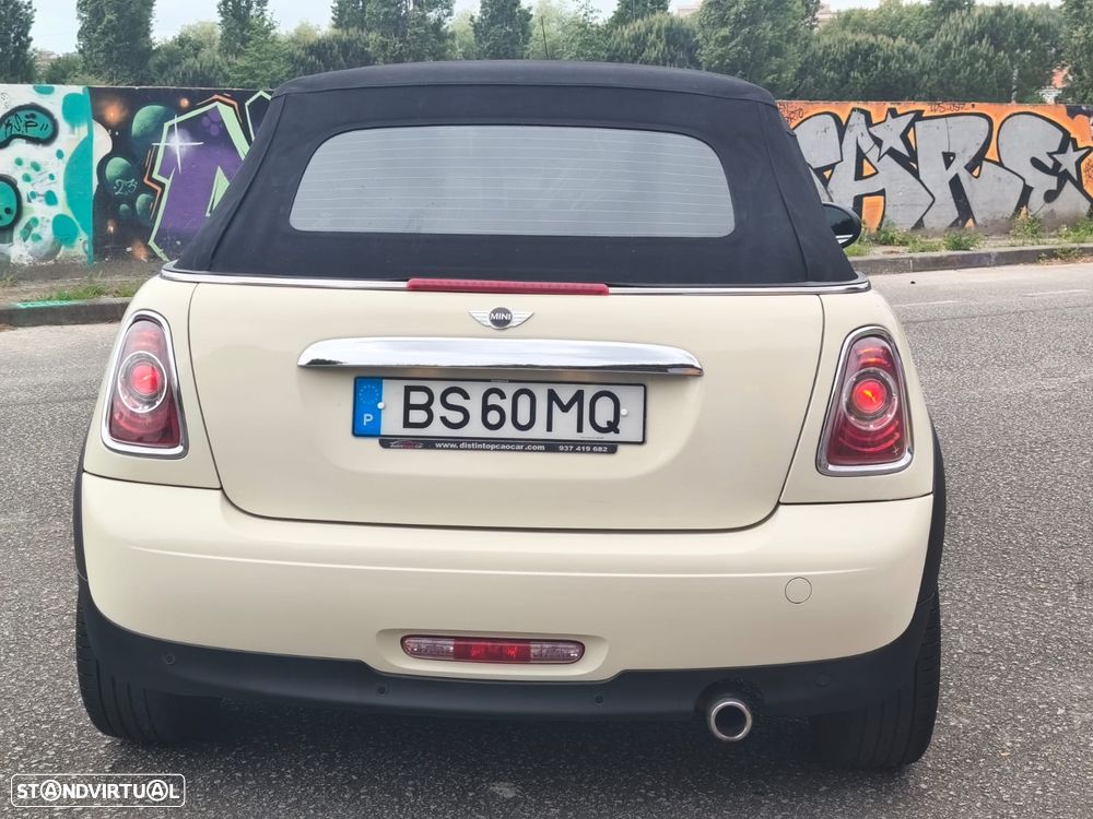 MINI Cabrio Cooper D - 24
