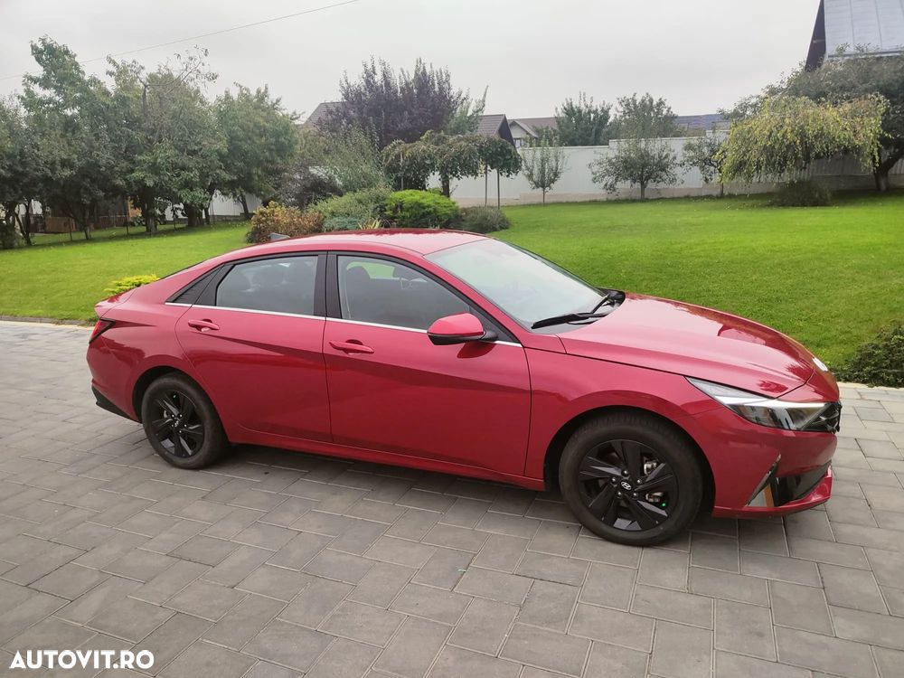 Hyundai Elantra 1.6 l 123 CP CVT Highway - 2