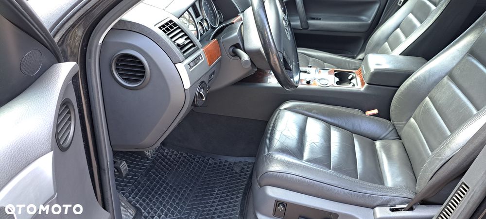 Volkswagen Touareg 3.2 V6 Automatik - 10