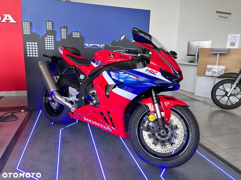 Honda CBR - 17