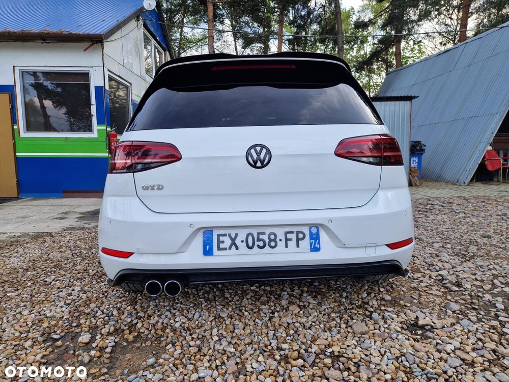 Volkswagen Golf - 4