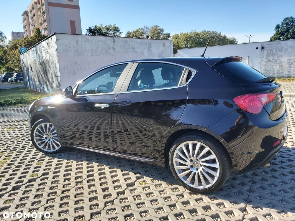 Alfa Romeo Giulietta 2.0 JTDM 16V - 29