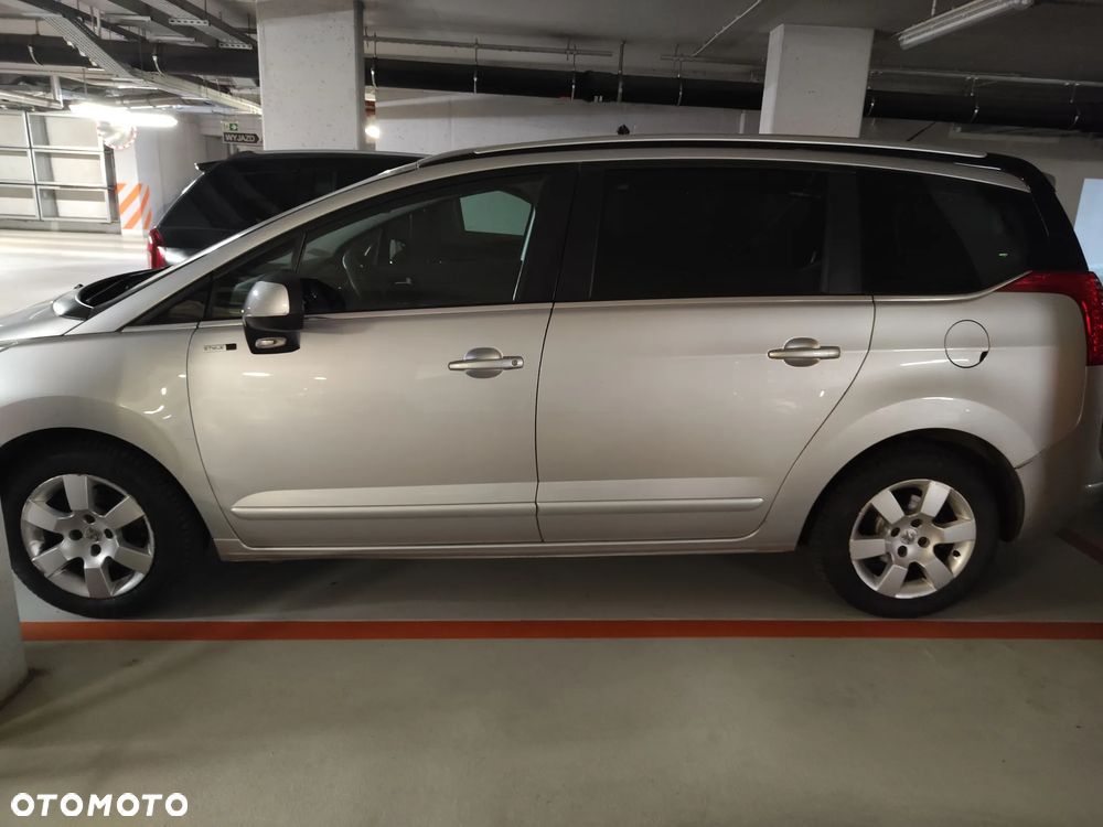 Peugeot 5008 1.6 HDi Style 7os - 16