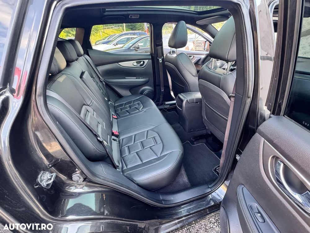 Nissan Qashqai 1.6 DCI Xtronic TEKNA+ - 34