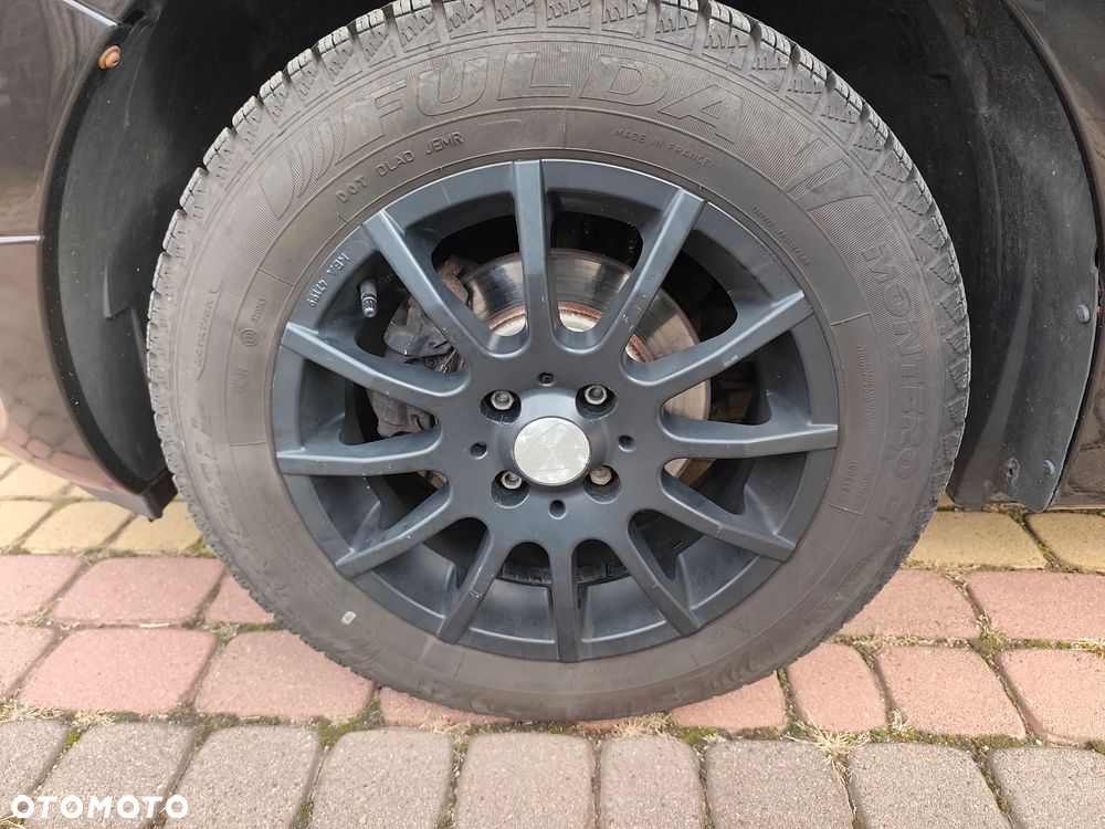 Dacia Sandero 1.2 16V 75 Essentiel - 24