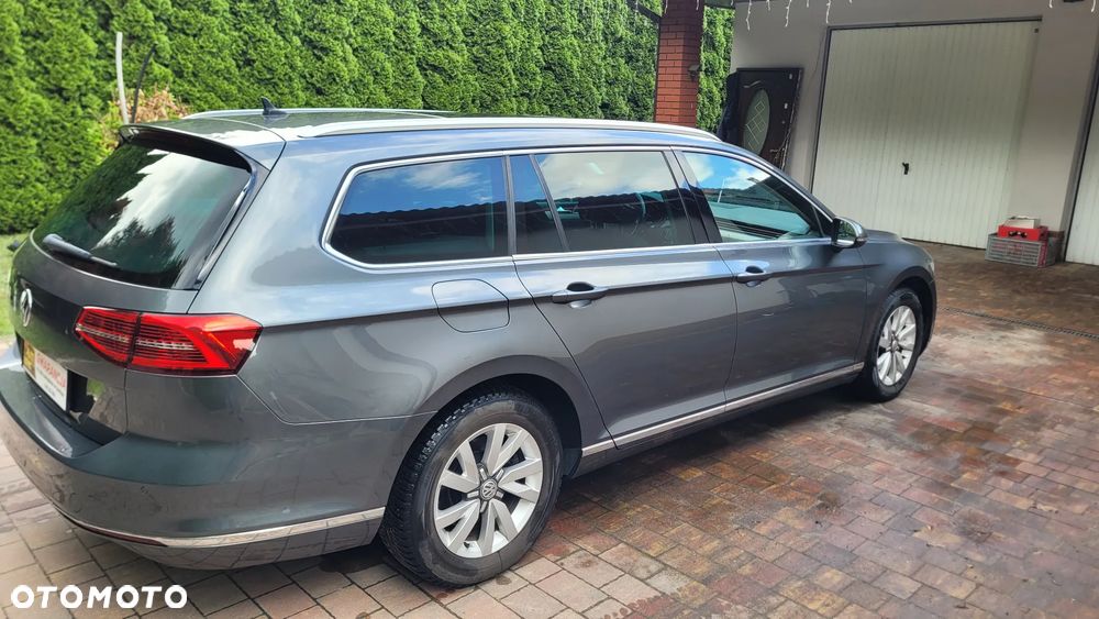 Volkswagen Passat 2.0 TDI SCR (BlueMotion Technology) DSG Comfortline - 4