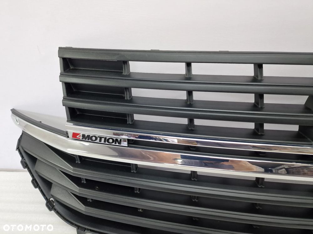 VW T6 LIFT T6.1 7LA 19- 4 MOTION ATRAPA / GRILL PRZEDNI PRZÓD , NR 7LA853651C / 7LA853653J , NR AUKCJI GR123 - 3