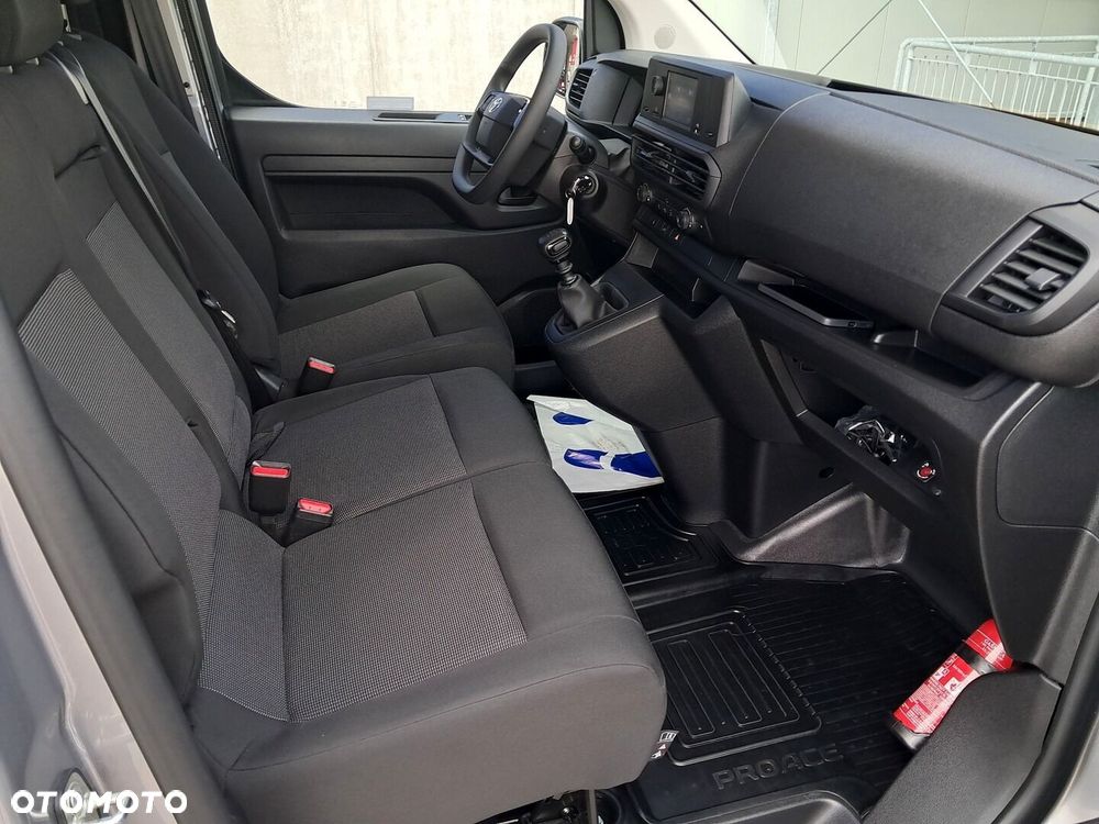 Toyota PROACE - 10