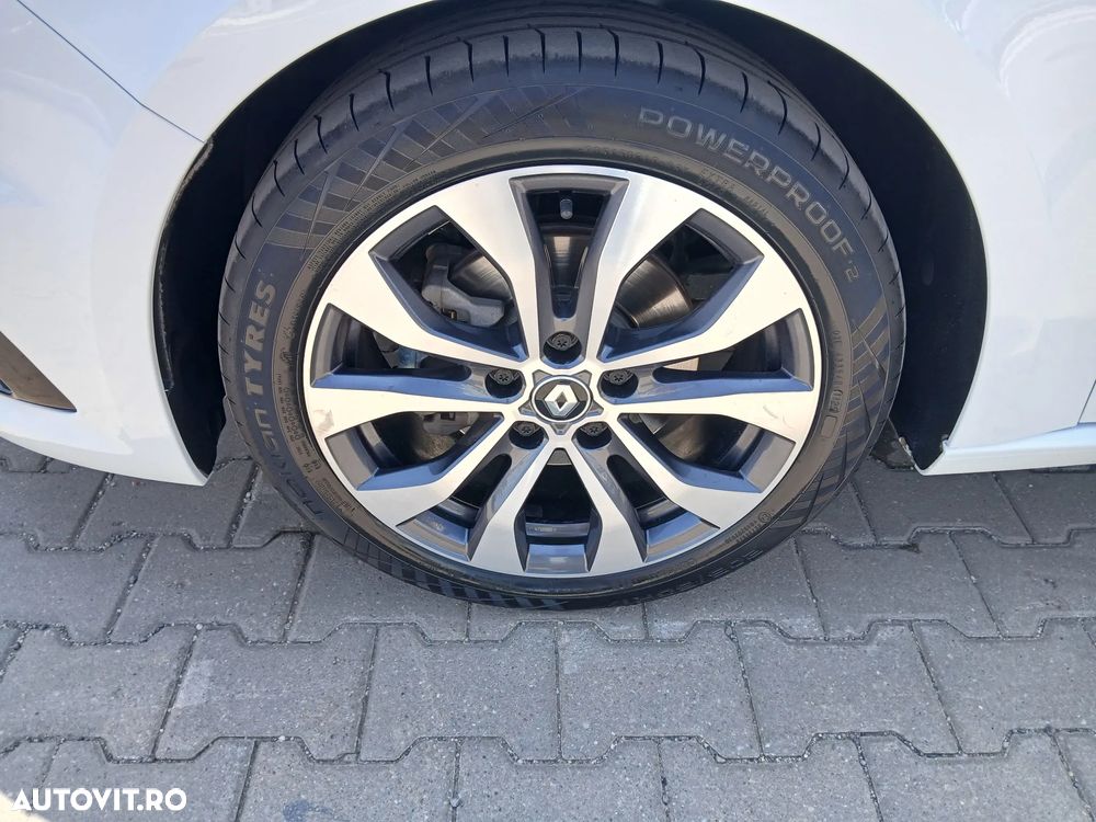 RENAULT Megane 2023 — imagine 14