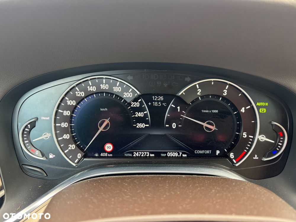 BMW Seria 7 730d - 26
