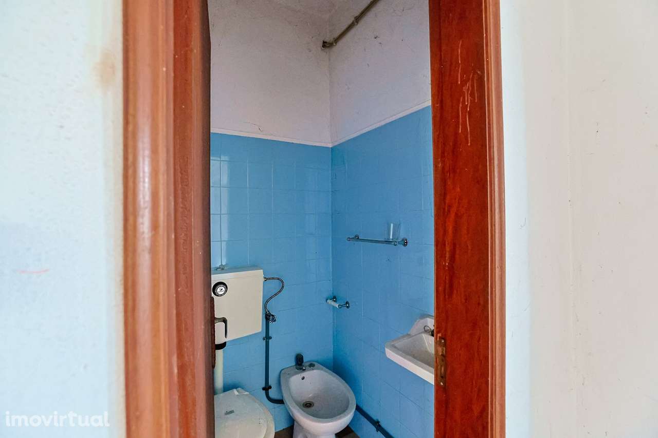 Moradia T4 c/ 376 m², jardim e riacho - Grande imagem: 2/43