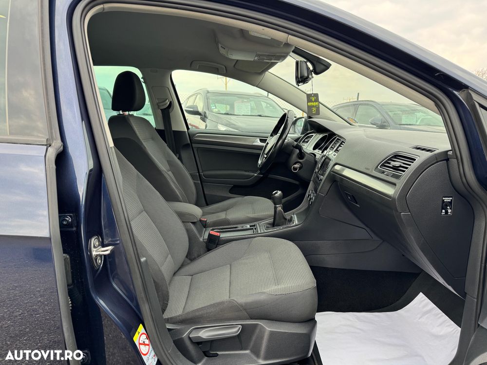 Volkswagen Golf 1.6 TDI BlueMotion Technology Trendline - 8