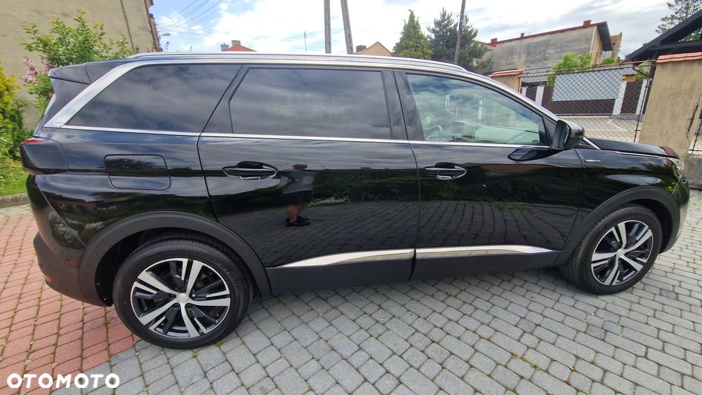 Peugeot 5008 - 8