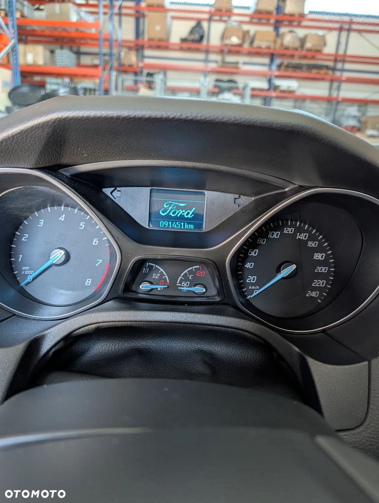 Ford Focus 1.0 EcoBoost Trend Sport - 14