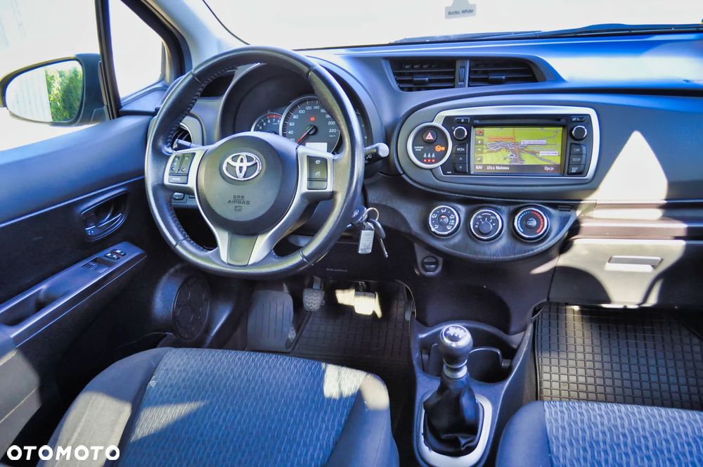 Toyota Yaris - 9