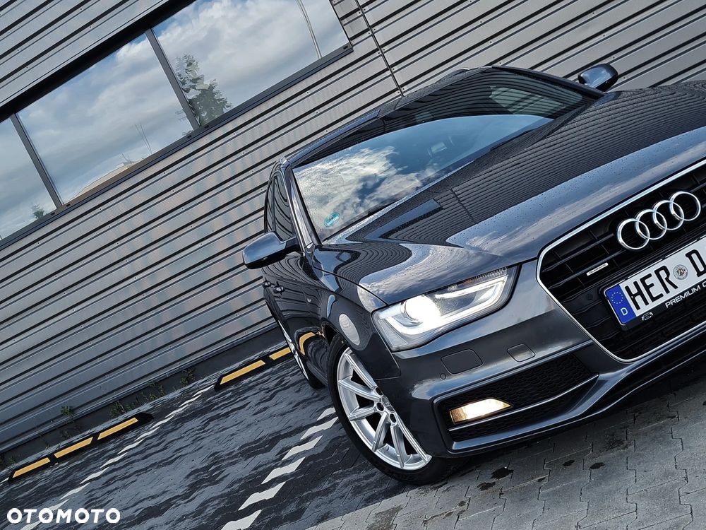 Audi A4 Avant 2.0 TDI DPF quattro S tronic S line Sportpaket - 17