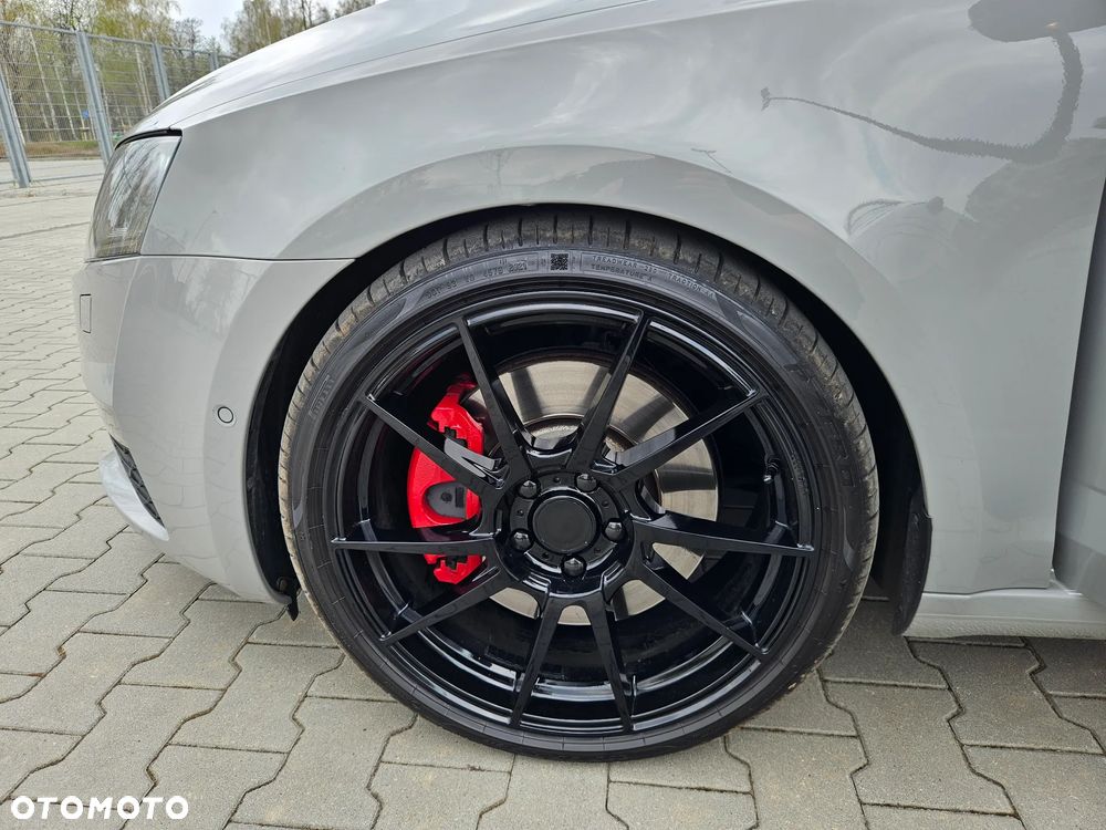 Skoda Octavia 2.0 TDI RS - 20