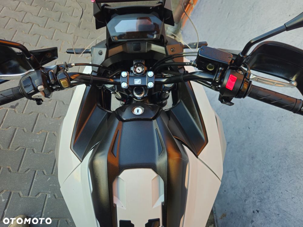 Honda NC - 8