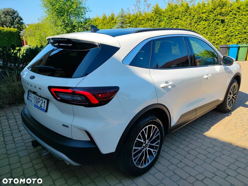 Ford Kuga - 11