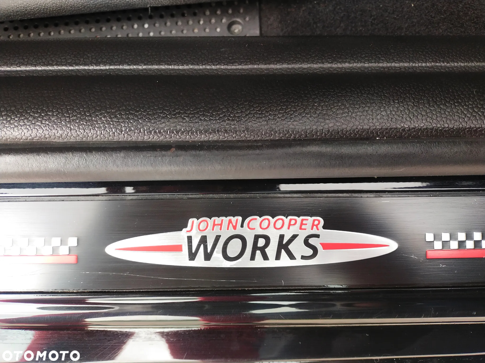 MINI Cooper John Works Trim - 13