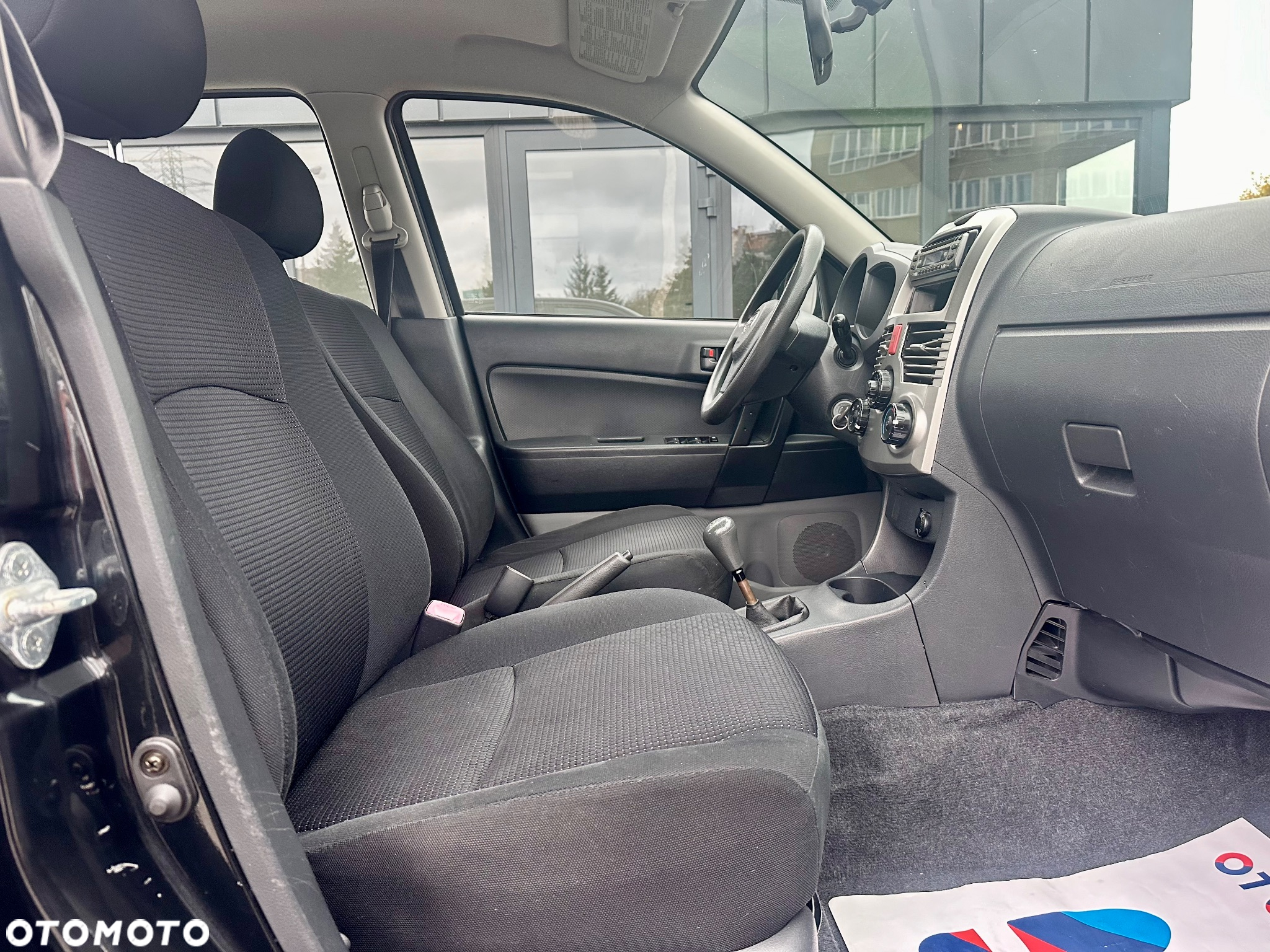 Daihatsu Terios 2WD Top - 21