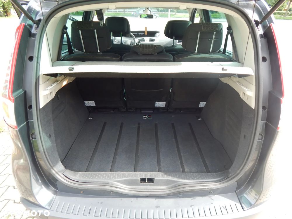 Renault Scenic 1.9 dCi Tech Run Euro5 - 18