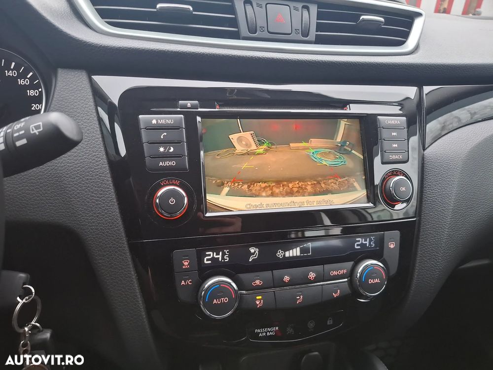 Nissan Qashqai 1.3 138CP 2WD N-Connecta - 24