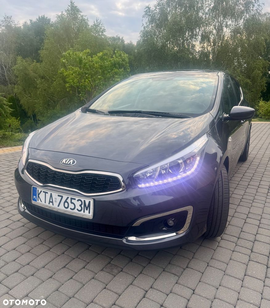 Kia Ceed 1.4 L Business Line - 3
