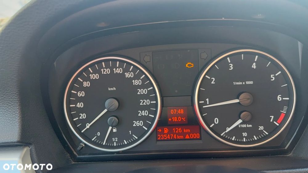 BMW Seria 3 320i - 10