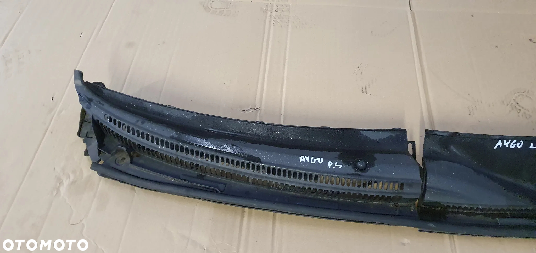 Podszybie osłona podszybia prawe lewe komplet Toyota Aygo - 2