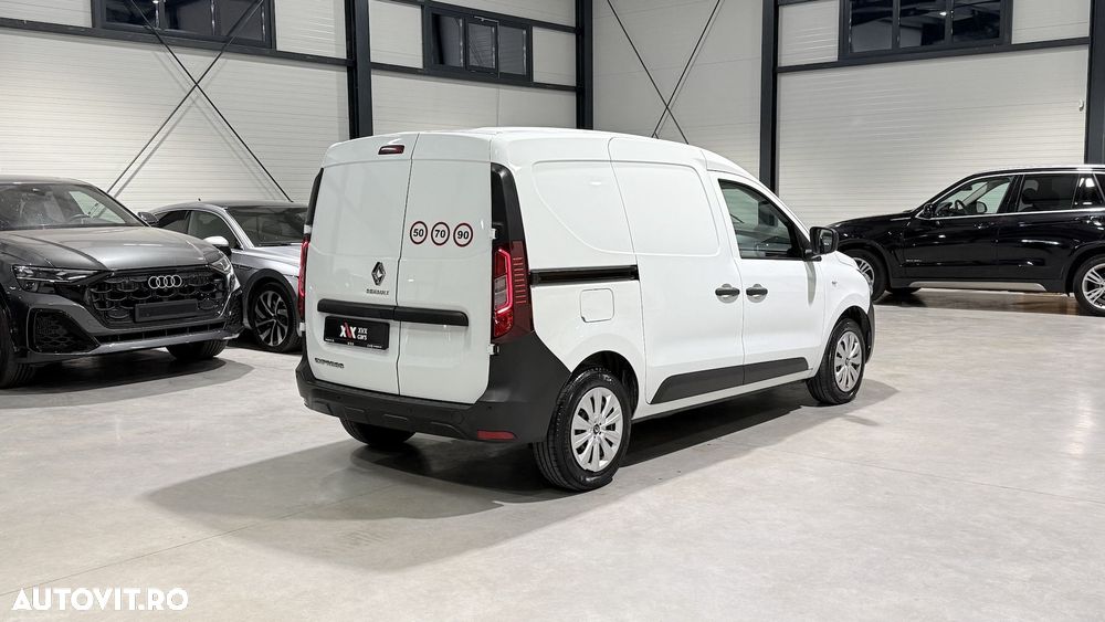 Renault Express - 4