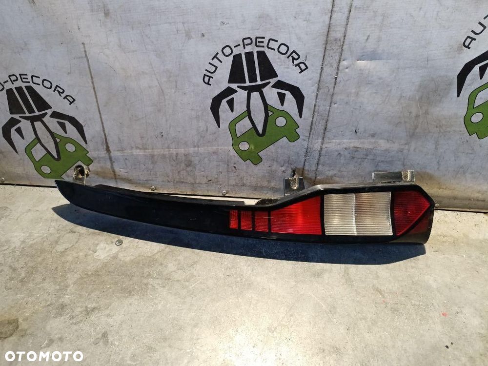 VOLKSWAGEN CADDY V 2K7  LAMPA LEWA TYŁ 2K7945095A - 1