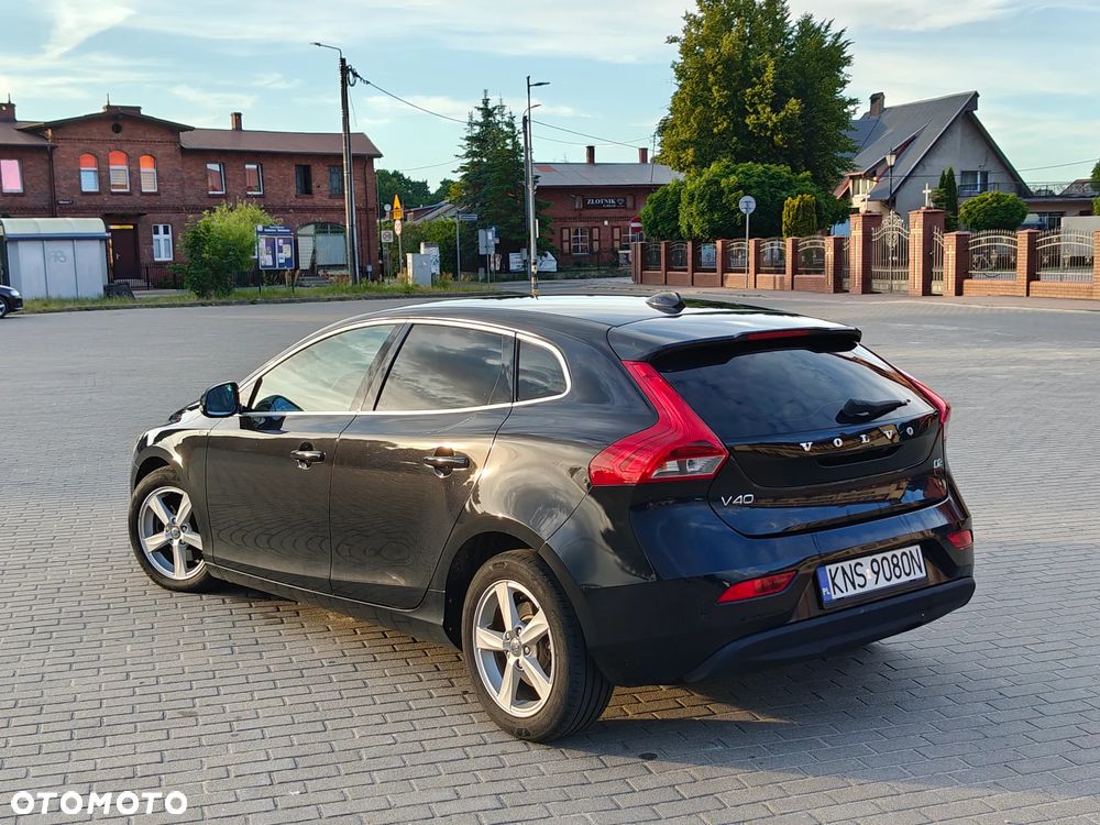 Volvo V40 D2 Momentum - 11