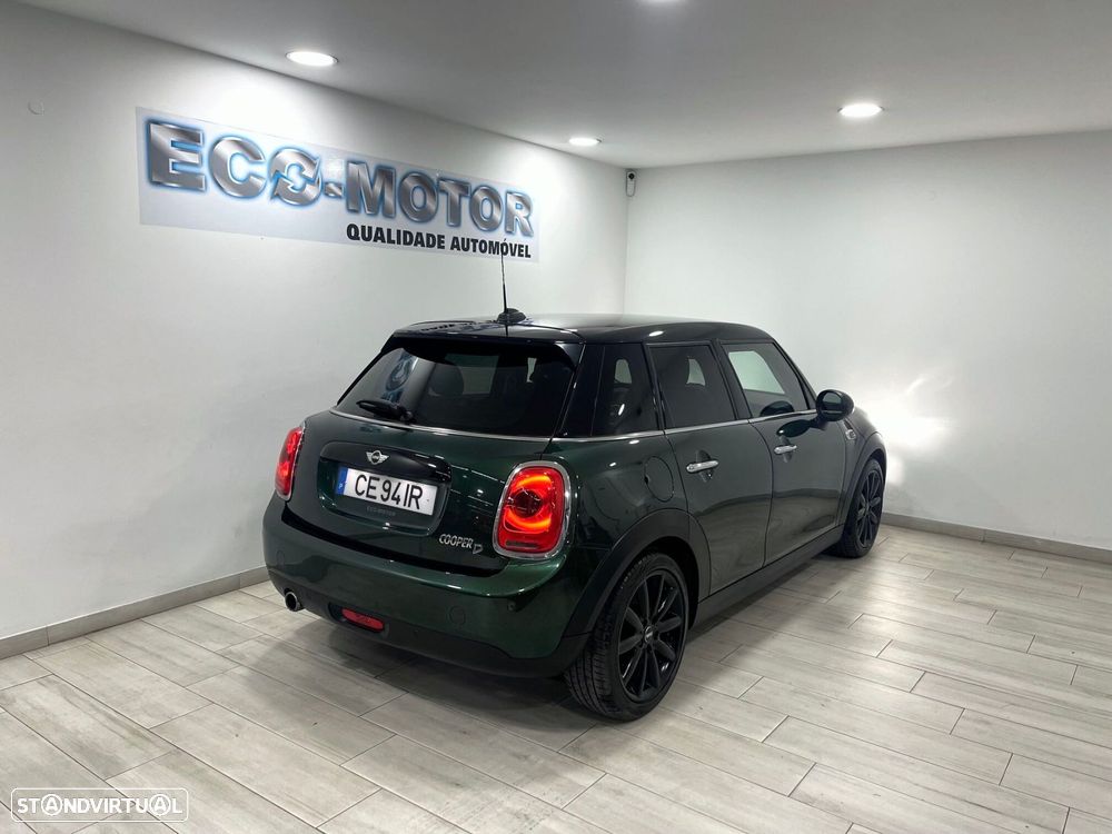 MINI 5 Portas Cooper D - 2