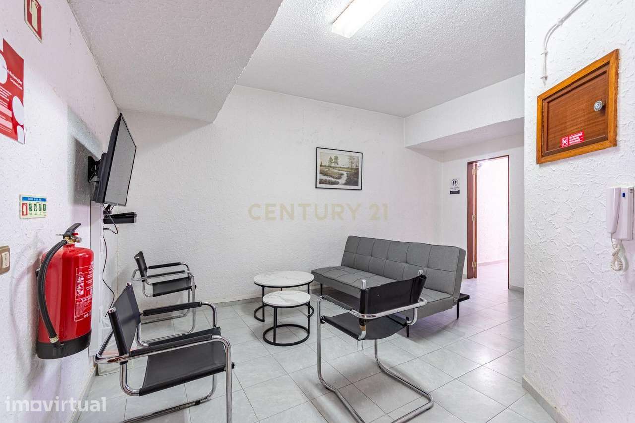 Estúdio na Venteira, Amadora - Localização central e acessível - Grande imagem: 4/17