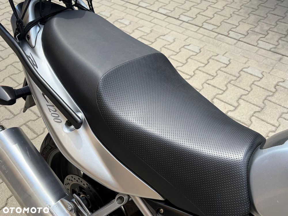 Suzuki Bandit - 16