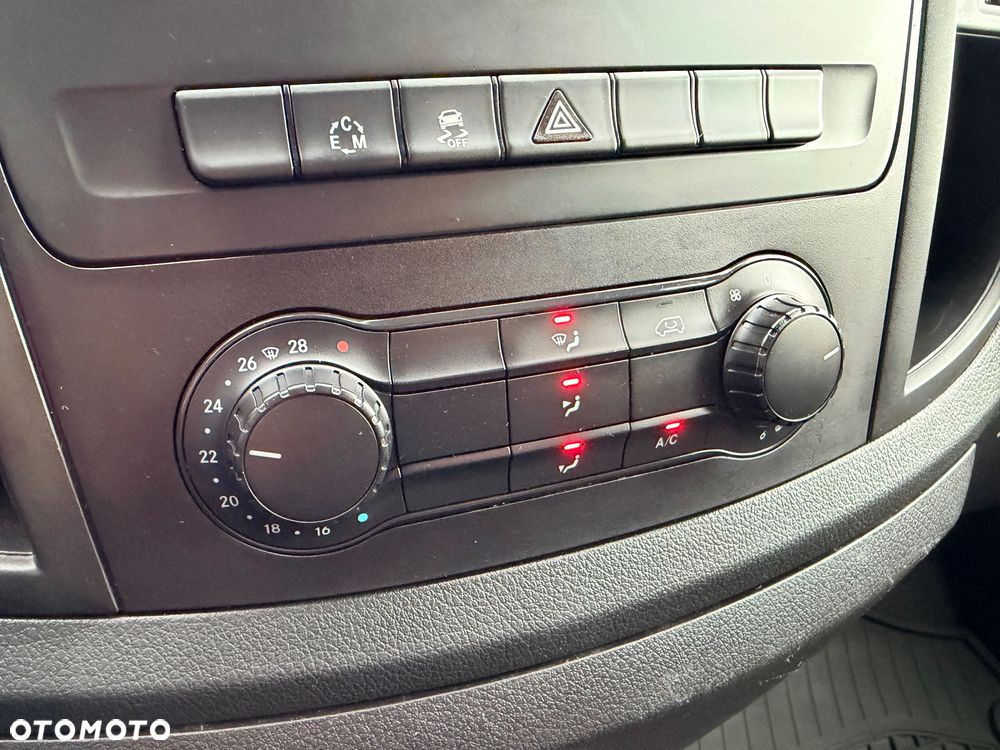 Mercedes-Benz Vito - 31