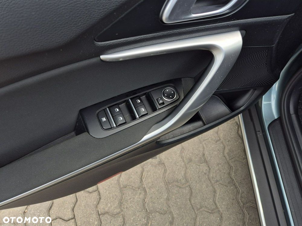 Kia XCeed 1.5 T-GDI M DCT - 12