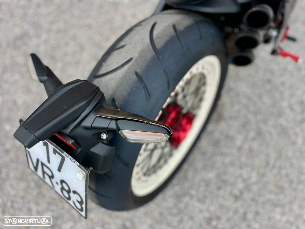 MV Agusta Dragster 800 RR - 4