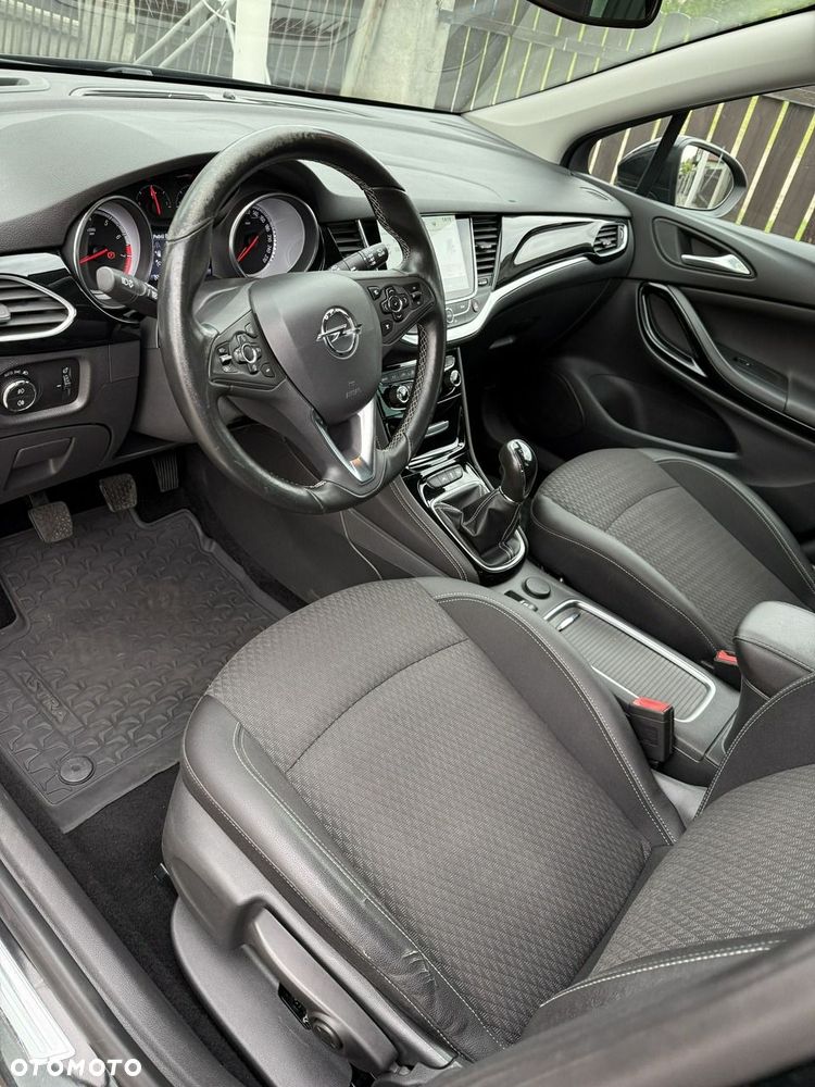Opel Astra - 8