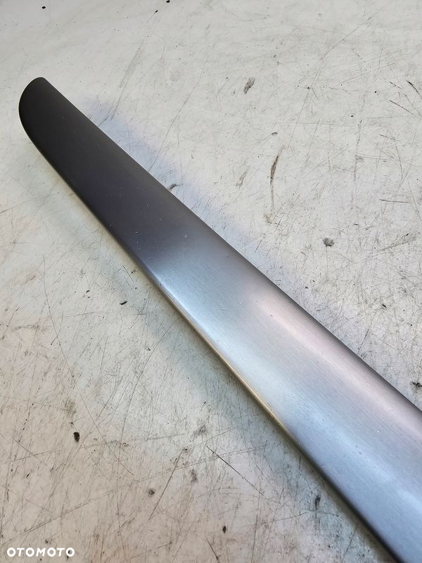 LISTWA DEKORY DRZWI LEWY P AUDI A4 B7 B6 8E0867409 ALUMINIUM - 5