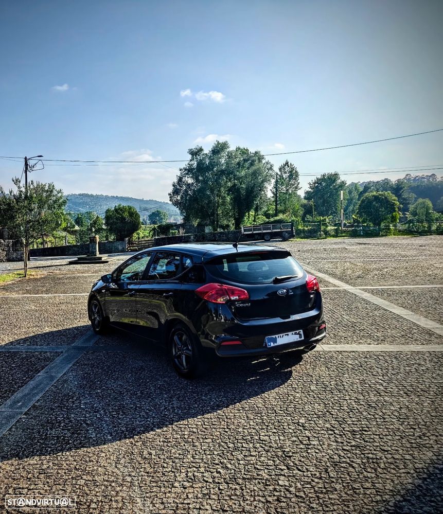 Kia Ceed 1.4 CRDi 90 Spirit - 22