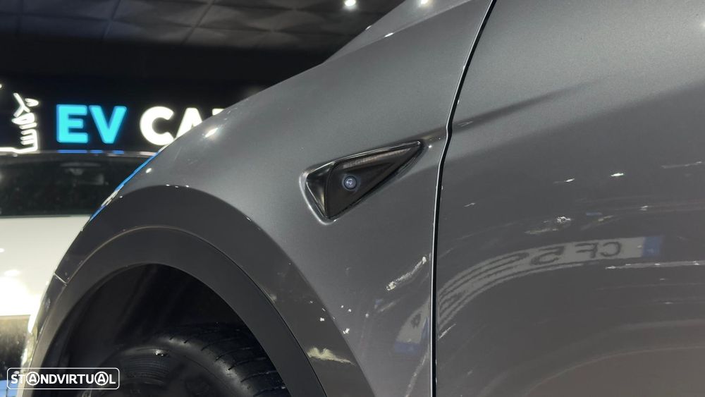 Tesla Model Y Long Range Tração Integral - 13