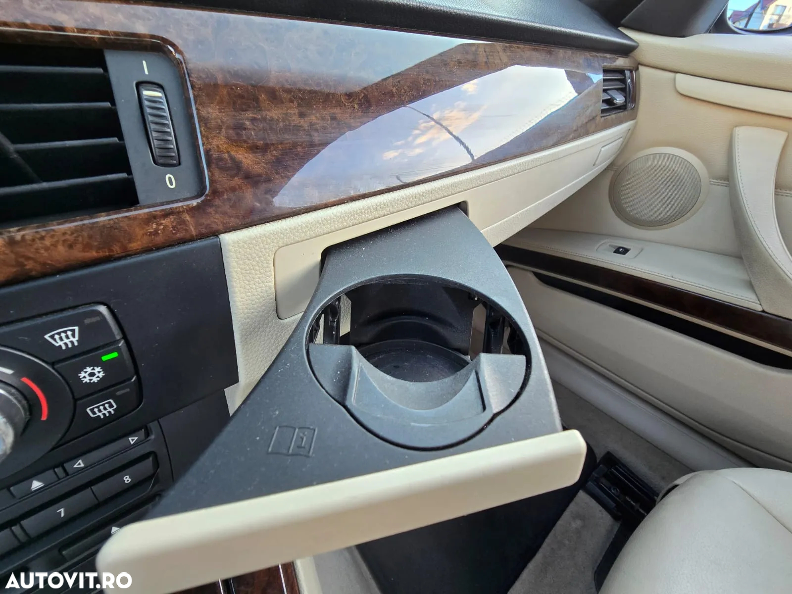 BMW Seria 3 320d DPF Cabrio Aut. - 22
