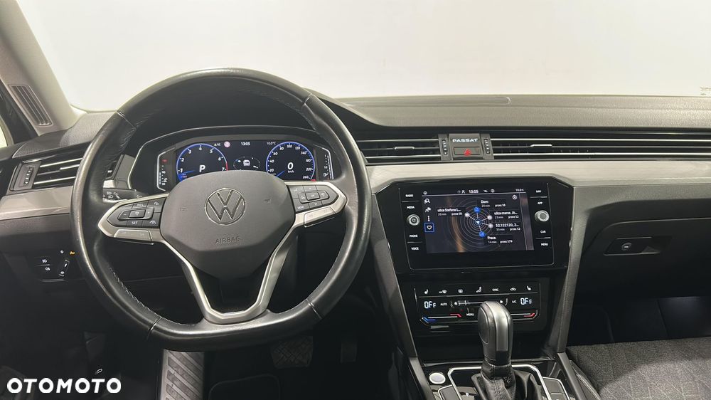 Volkswagen Passat - 10