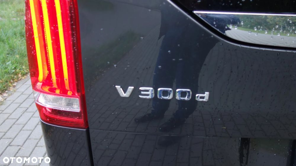 Mercedes-Benz Klasa V - 13