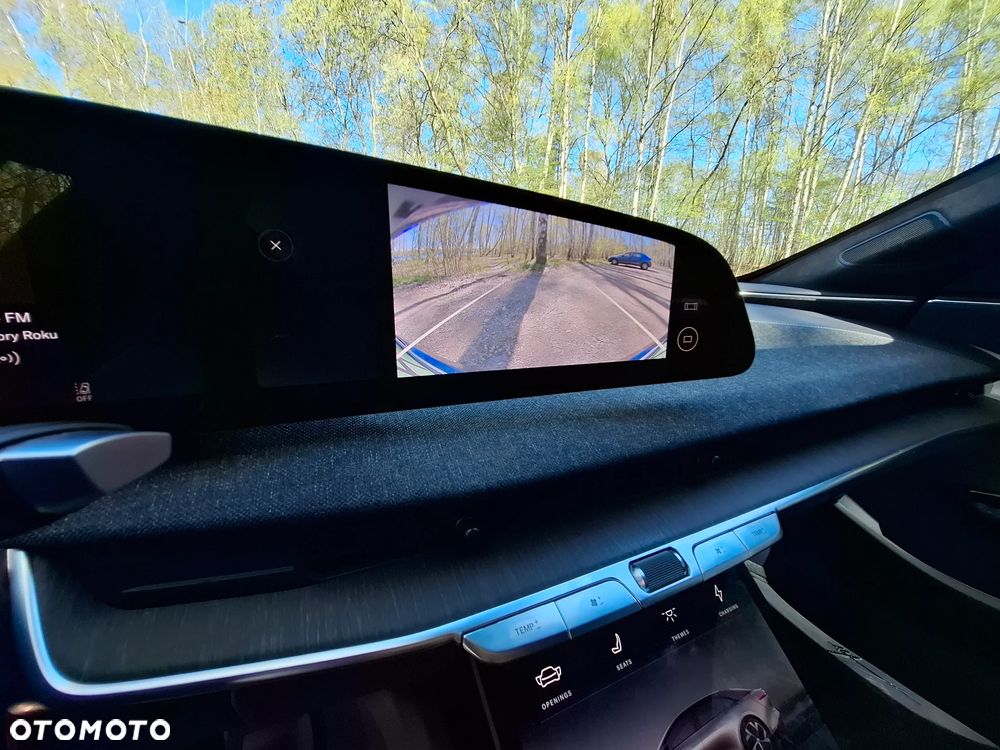 Lucid Air - 17