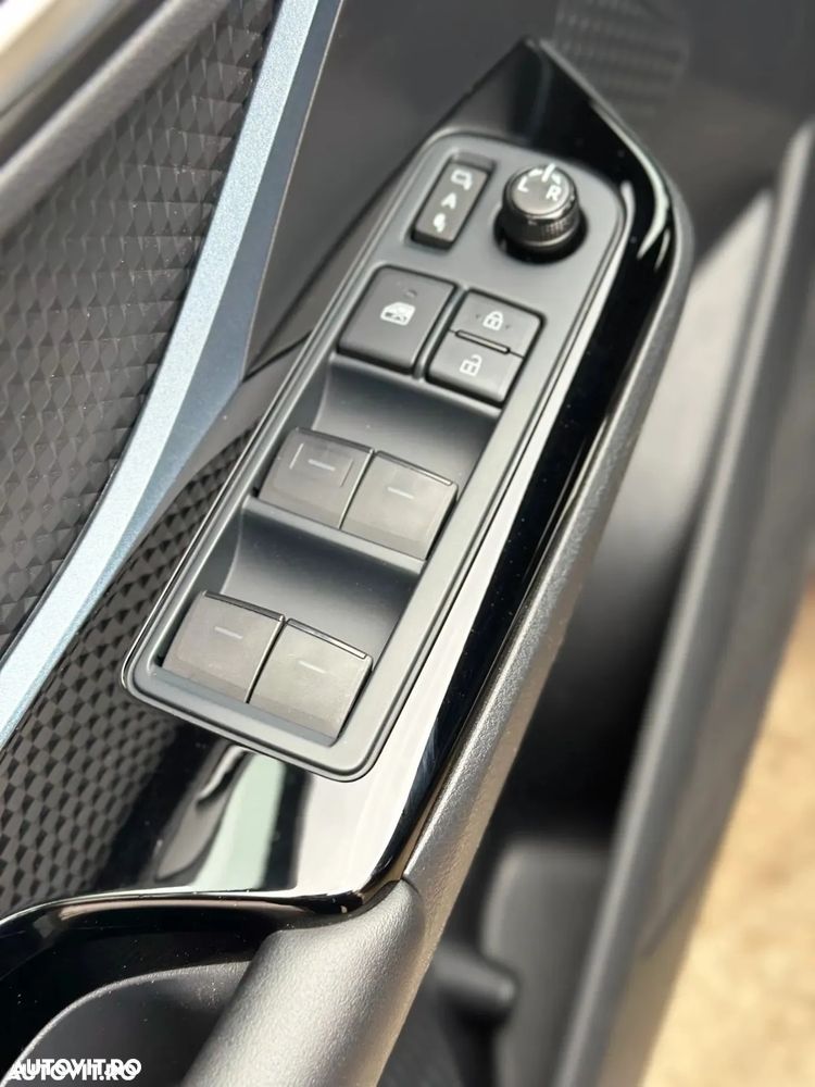 Toyota C-HR 1.8 HSD 122 CP 4x2 CVT Style - 13