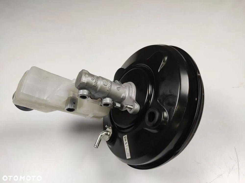 LEXUS UX 2.0i 19-22r Serwo Hamulcowe - 2